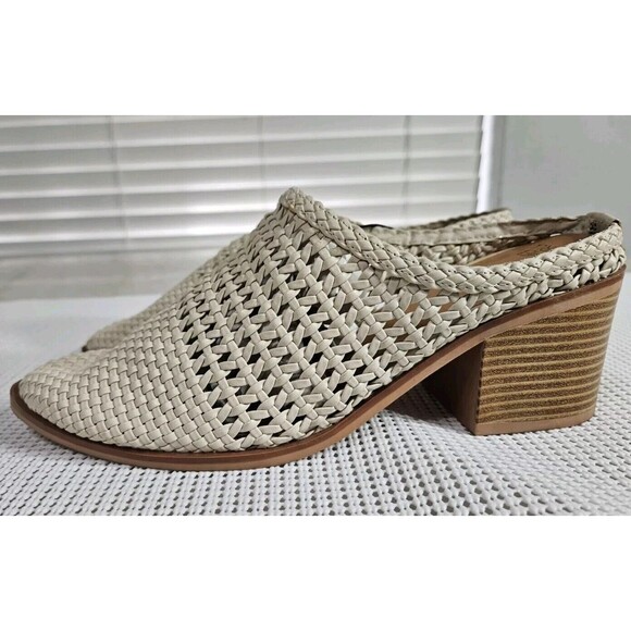 Time And Tru Women Ivory White Woven Memory Foam Comfort Block Heels Mules 9.5 - Picture 1 of 12